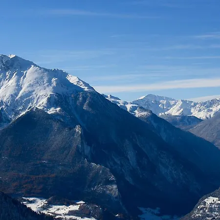 호스텔 Mont Gele *
